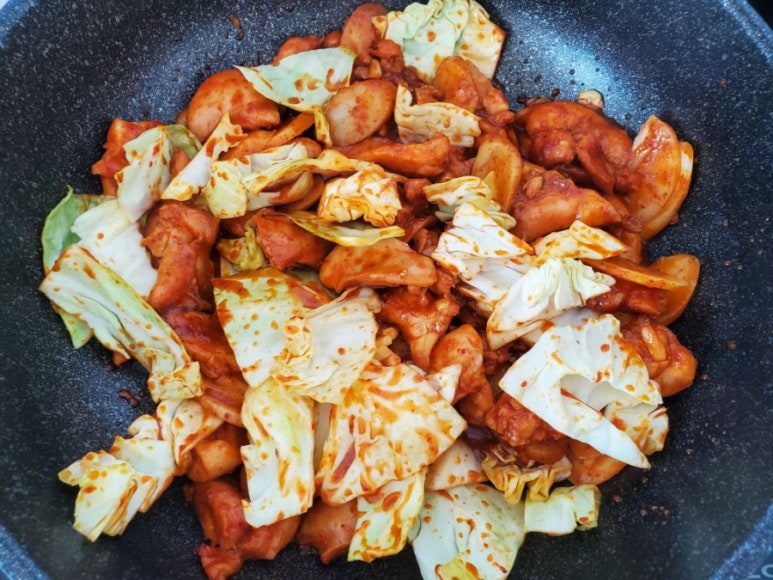 Folding cabbage