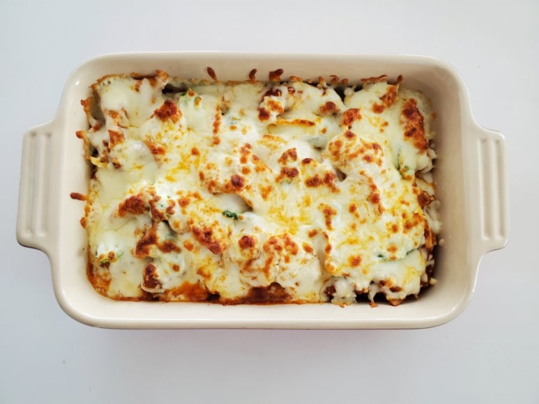 Blanket of mozzarella cheese