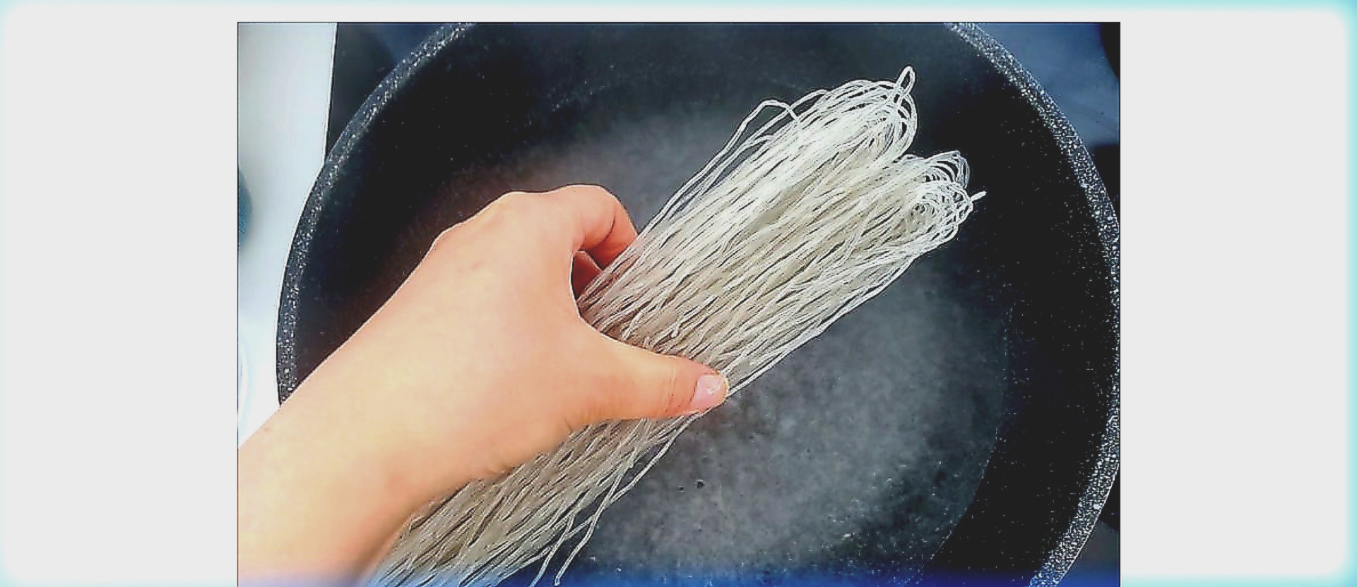 Boiling glass noodles in pot